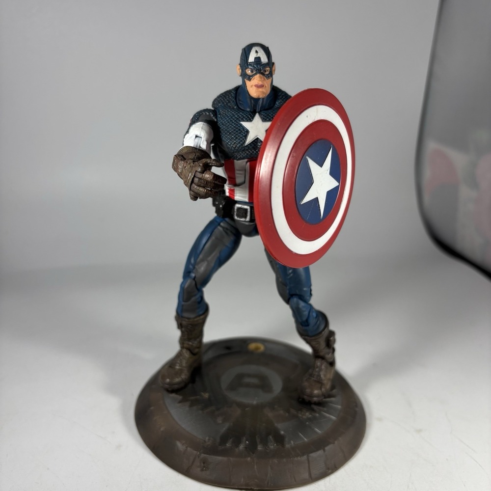 ToyBiz Marvel Legends CLASSIC‎ Ultimate Captain America Avengers Loose